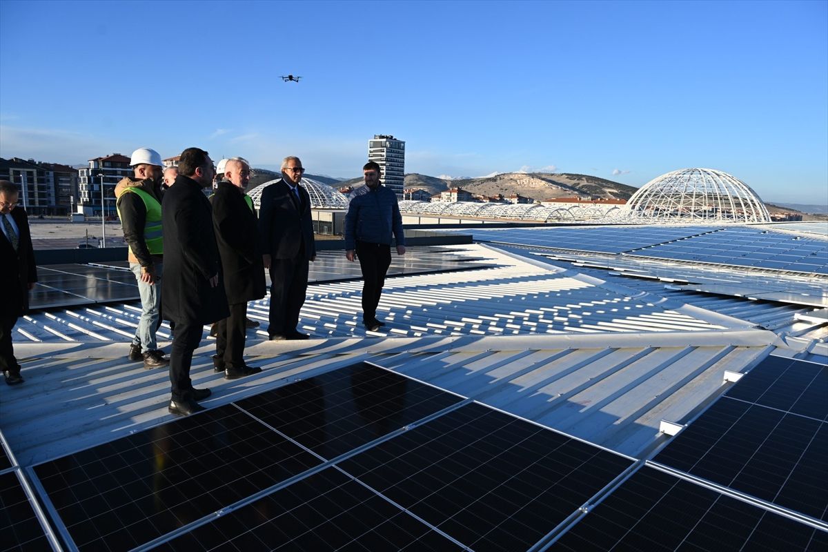 Isparta Belediyesinin güneşten elektrik üretimi 21 megavata ulaştı