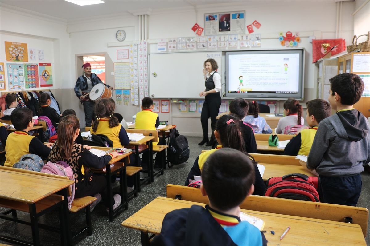 Isparta'da "Maarifin Kalbinde Ramazan" etkinliği düzenlendi