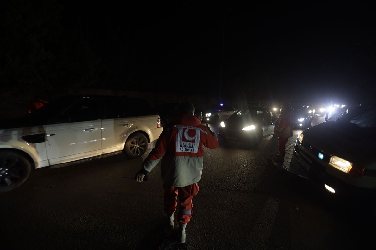 İsrail'in tahliye ve saldırı tehdidinin ardından Lübnan'ın Sur kentinden kuzeye doğru göç dalgası yaşanıyor