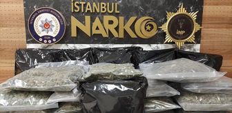 İstanbul'da 22 kilo 450 gram uyuşturucu ele geçirilen operasyonda 1 zanlı yakalandı