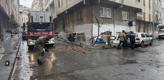 İstanbul'da bir binanın çatısında kısmi çökme meydana geldi