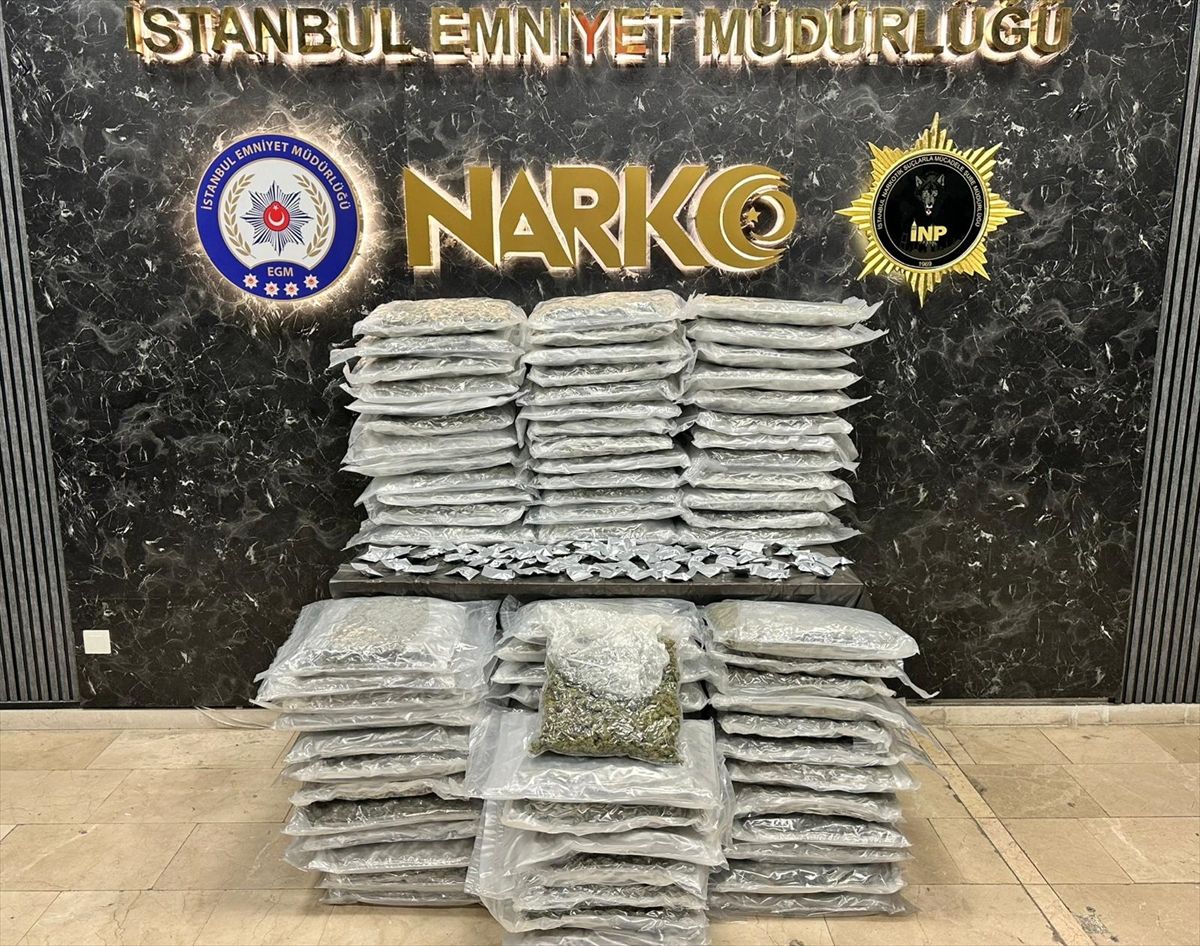 İstanbul'da düzenlenen uyuşturucu operasyonunda 5 zanlı yakalandı