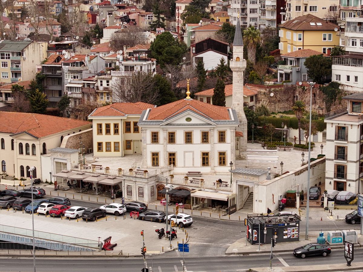 İSTANBUL'UN SELATİN CAMİLERİ - Boğaz kıyısındaki Tevfikiye Camisi 19. yüzyılın izlerini taşıyor