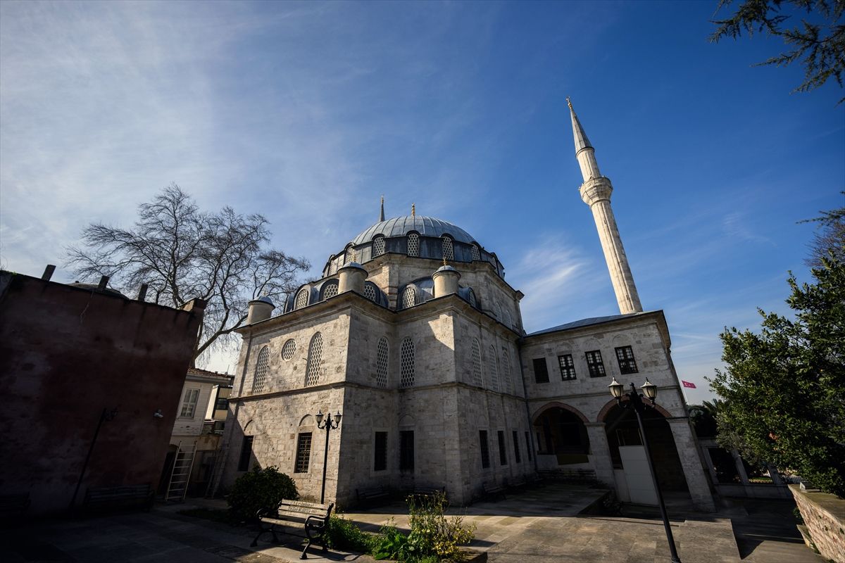 İSTANBUL'UN SELATİN CAMİLERİ - Boğaz'la bütünleşen yalı camisi: Beylerbeyi Hamid-i Evvel