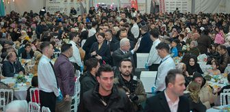 İstanbul Valisi Gül, Esenyurt'ta vatandaşlarla iftar yaptı