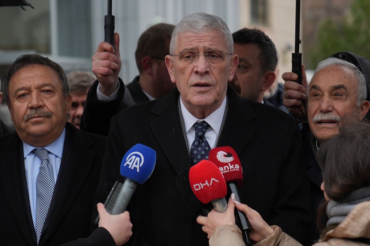 İYİ Parti Genel Başkanı Dervişoğlu, bayram namazı sonrası açıklamalarda bulundu Açıklaması