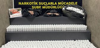 İzmir'de aracında 84 bin uyuşturucu hap bulunan sürücü tutuklandı