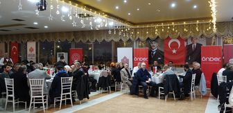 İzmir'de ÖNDER İmam Hatipliler Derneği üyeleri iftarda buluştu