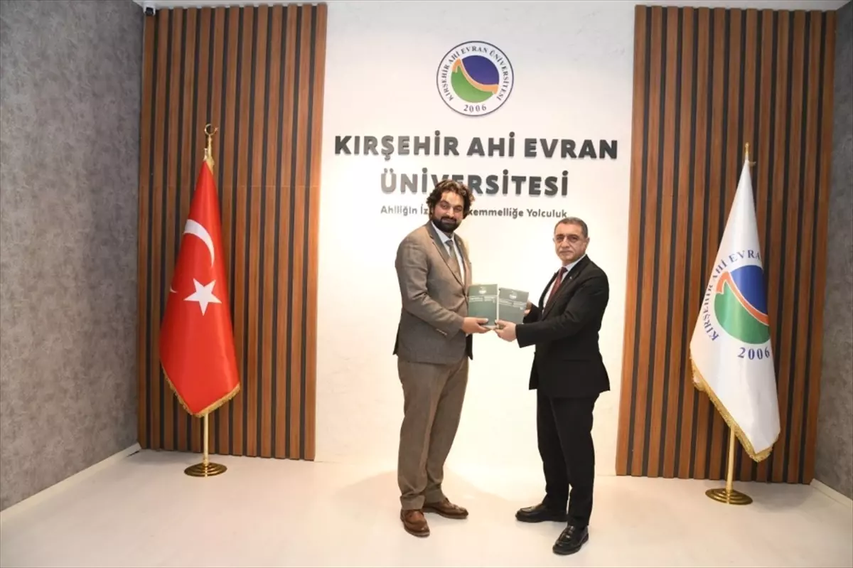 KAEÜ'nün 8. Ahilik Sempozyumu bildirileri kitap olarak yayımlandı