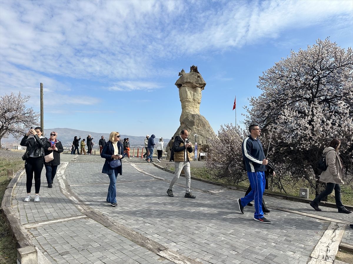 Kapadokya'da turistik merkezler bayram tatilinde 57 bin 988 ziyaretçiyi ağırladı