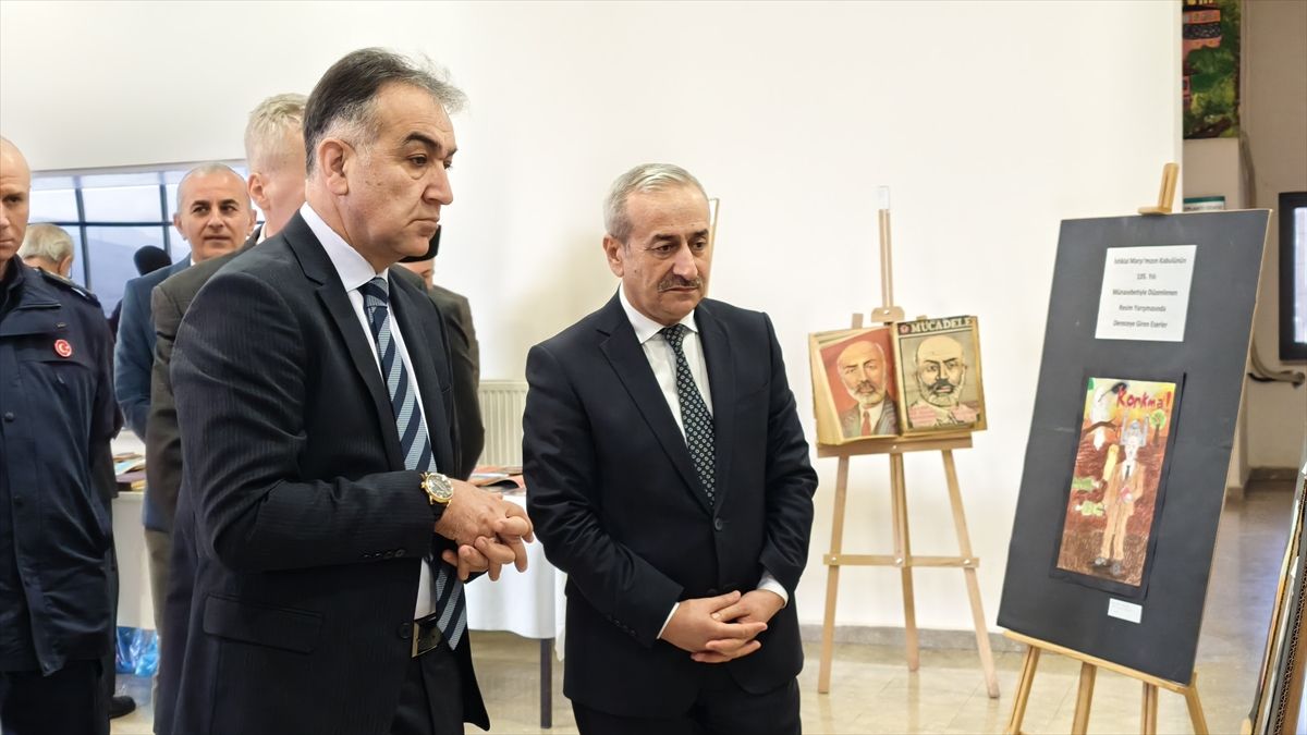 Karabük'te İstiklal Marşı'nın Kabulü ve Mehmet Akif Ersoy'u Anma Günü programı düzenlendi