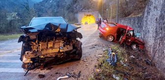 Karabük'te otomobil ile SUV tipi aracın çarpıştığı kazada 1 kişi öldü, 5 kişi yaralandı