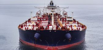 Karadeniz'de saldırıya uğrayan 'Altura' isimli tanker Kilyos açıklarına demirledi