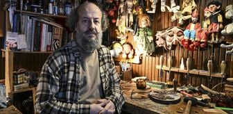 Karagöz'ü zamana uyarlayarak geleneksel Türk tiyatrosunu bugüne taşıyor