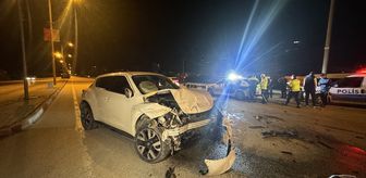 Karaman'da cip ile otomobilin çarpıştığı kazada 4 kişi yaralandı