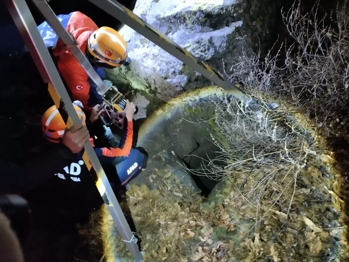 Karaman'da define ararken sarnıçta mahsur kalan 3 kişi kurtarıldı