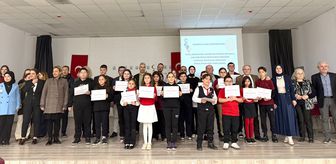 Karamürsel'de İstiklal Marşı'nı Güzel Okuma Yarışması yapıldı