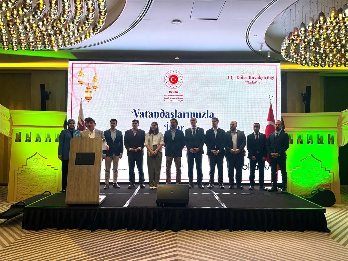 Katar'daki Türkler, Türkiye'nin Doha Büyükelçiliği iftarında buluştu