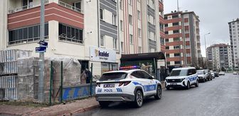Kayseri'de bir kişi akrabasını bıçakla yaraladı