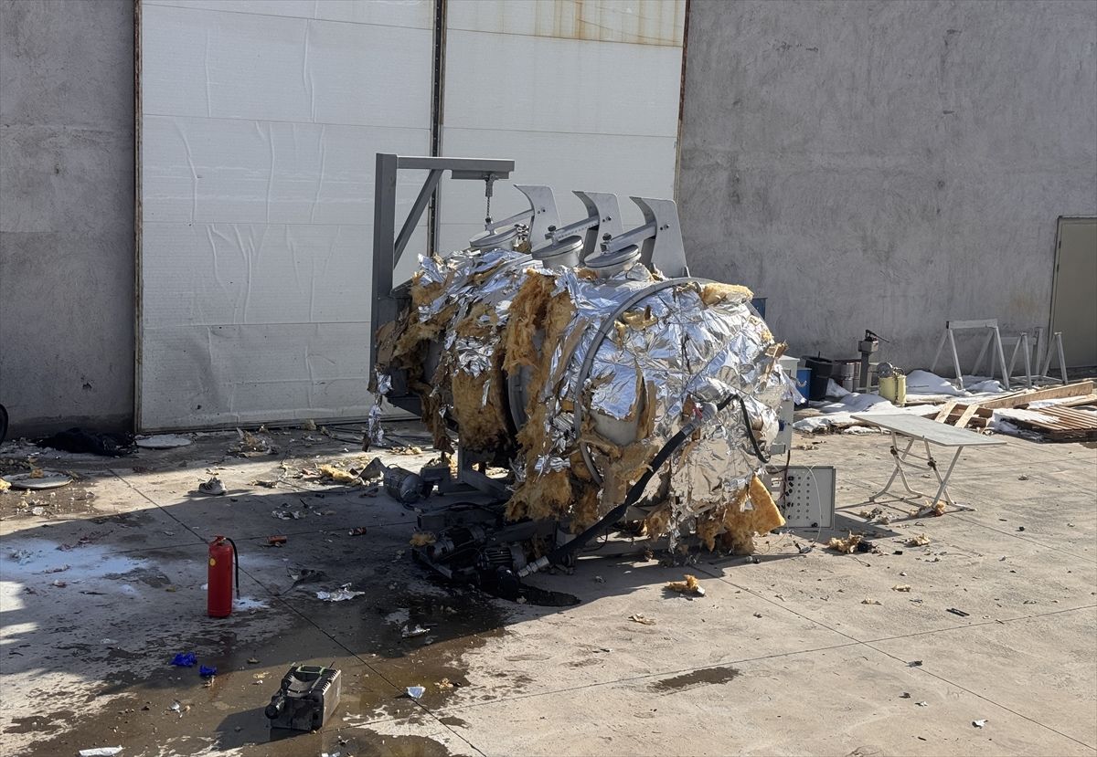 Kayseri'de fabrika bahçesindeki gaz tankının patlaması sonucu 4 işçi yaralandı