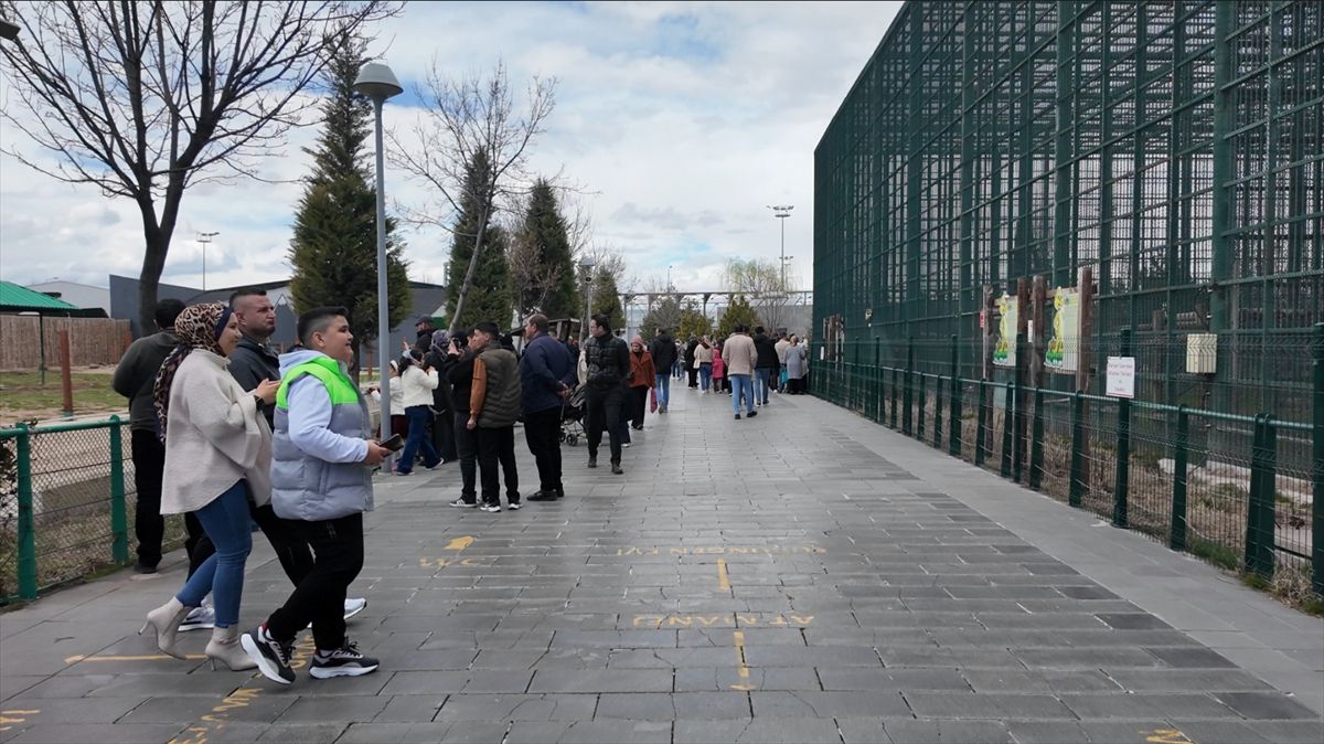Kayseri Hayvanat Bahçesi'ni 2 günde 40 bin kişi ziyaret etti