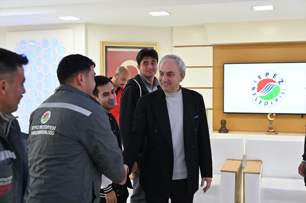 Kepez Belediyesinden sezonluk çalışan işçilere daimi iş imkanı