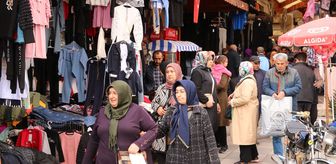 Kilis'te arife gününde bayram alışverişi yoğunluğu yaşanıyor