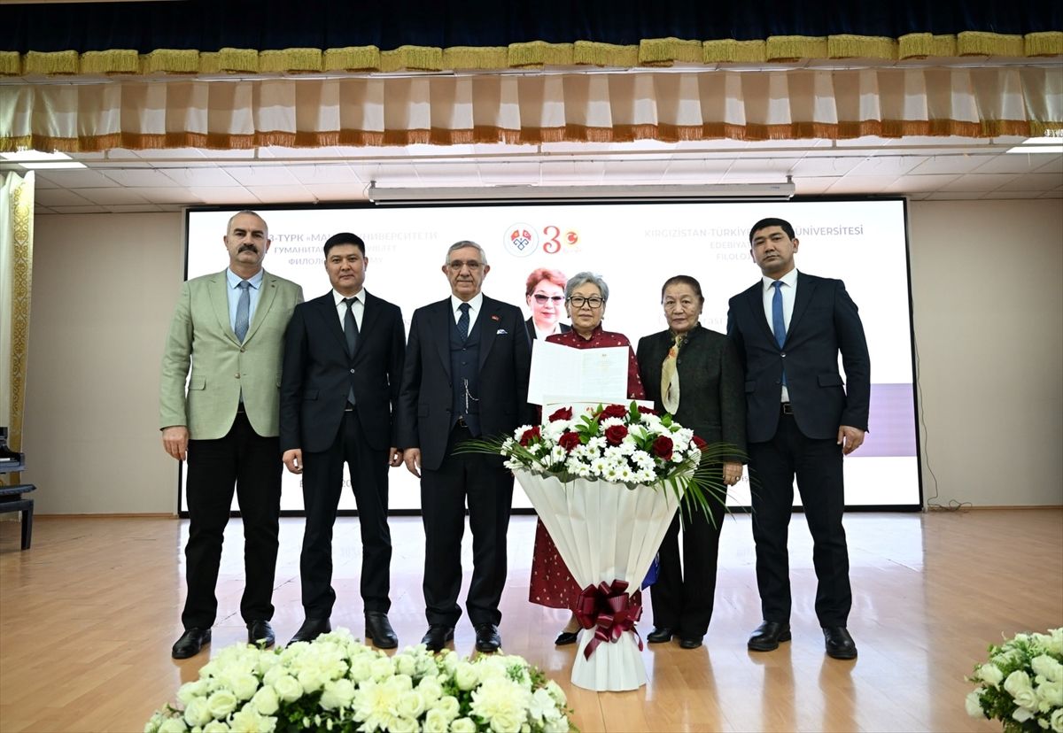 Kırgızistan'da Uluslararası Ana Dil Günü kutlandı