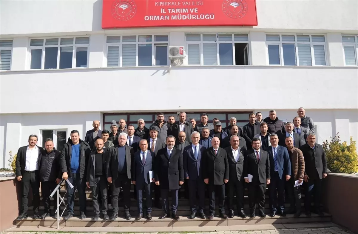 Kırıkkale'de küçükbaş hayvan yetiştiricilerinin çoban sorununa ilişkin toplantı yapıldı