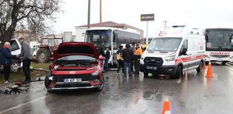 Kırklareli'nde 6 aracın karıştığı zincirleme trafik kazasında 5 kişi yaralandı