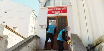 Kırklareli'nde yükümlüler camilerde temizlik yaptı