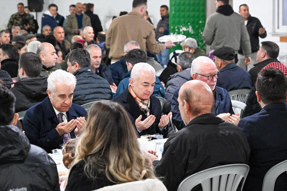 Kırklareli Valisi Turan, iftar programına katıldı