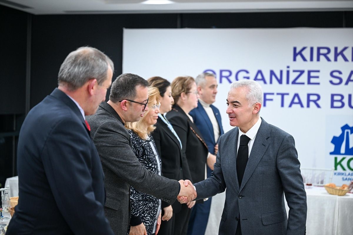 Kırklareli Valisi Turan, OSB'de düzenlenen iftar programına katıldı