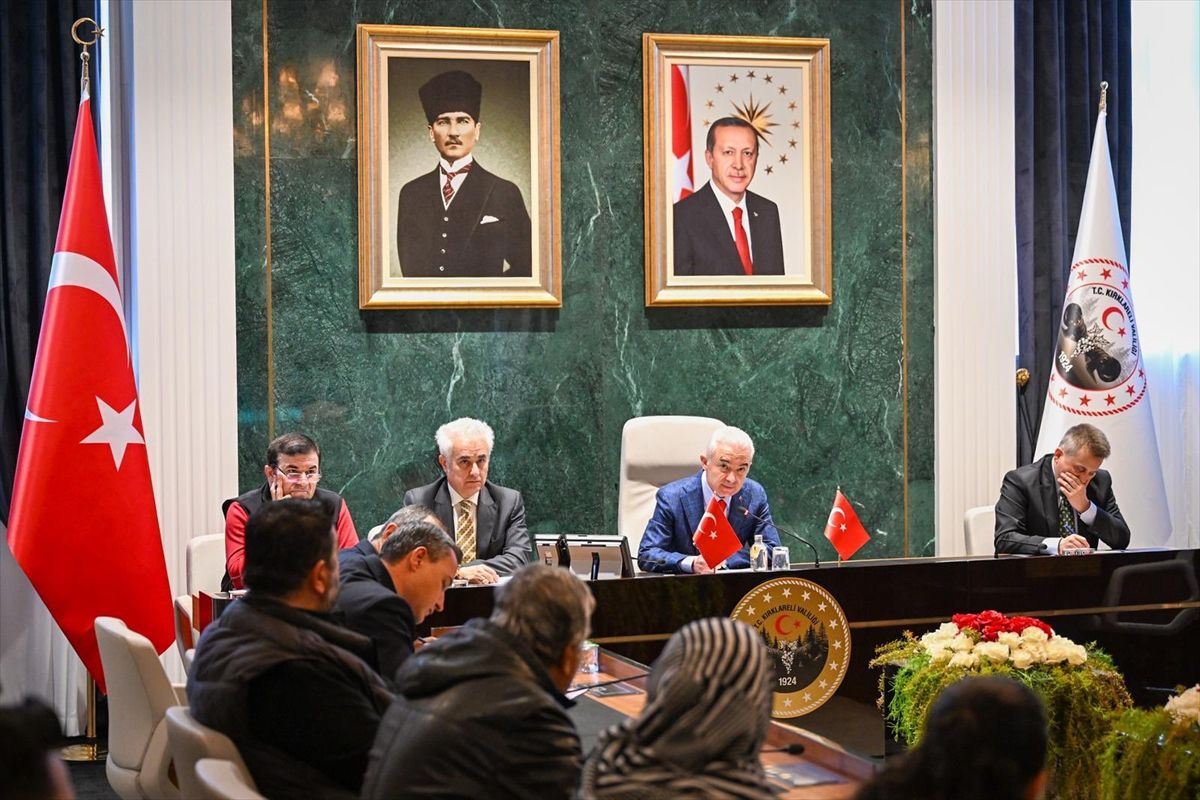 Kırklareli Valisi Turan, vatandaşlarla bir araya geldi