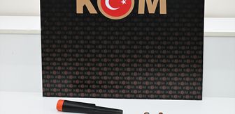Kırşehir'de aracında tarihi eser niteliğinde 4 sikke ele geçirilen sürücü gözaltına alındı
