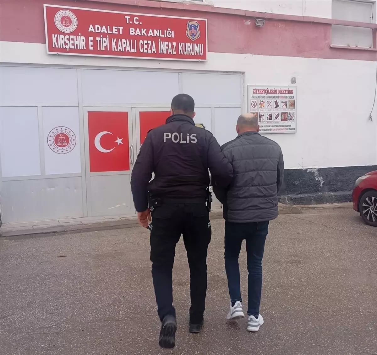 Kırşehir'de polise mukavemette bulunan zanlı tutuklandı