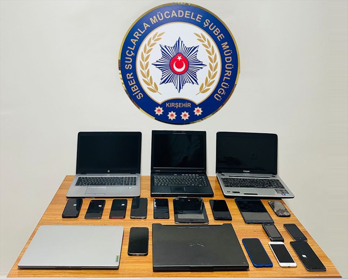 Kırşehir merkezli dolandırıcılık operasyonunda 16 zanlı tutuklandı