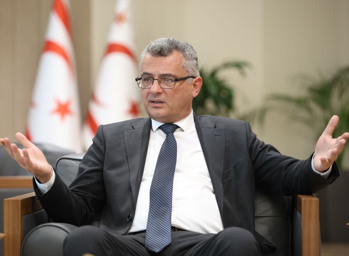 KKTC Cumhurbaşkanı Erhürman, bölgedeki askeri gerilim karşısında Türkiye'nin tedbirlerini değerlendirdi Aç...