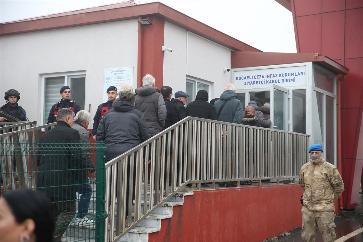 Kocaeli'de 7 kişinin öldüğü fabrika yangını davası başladı