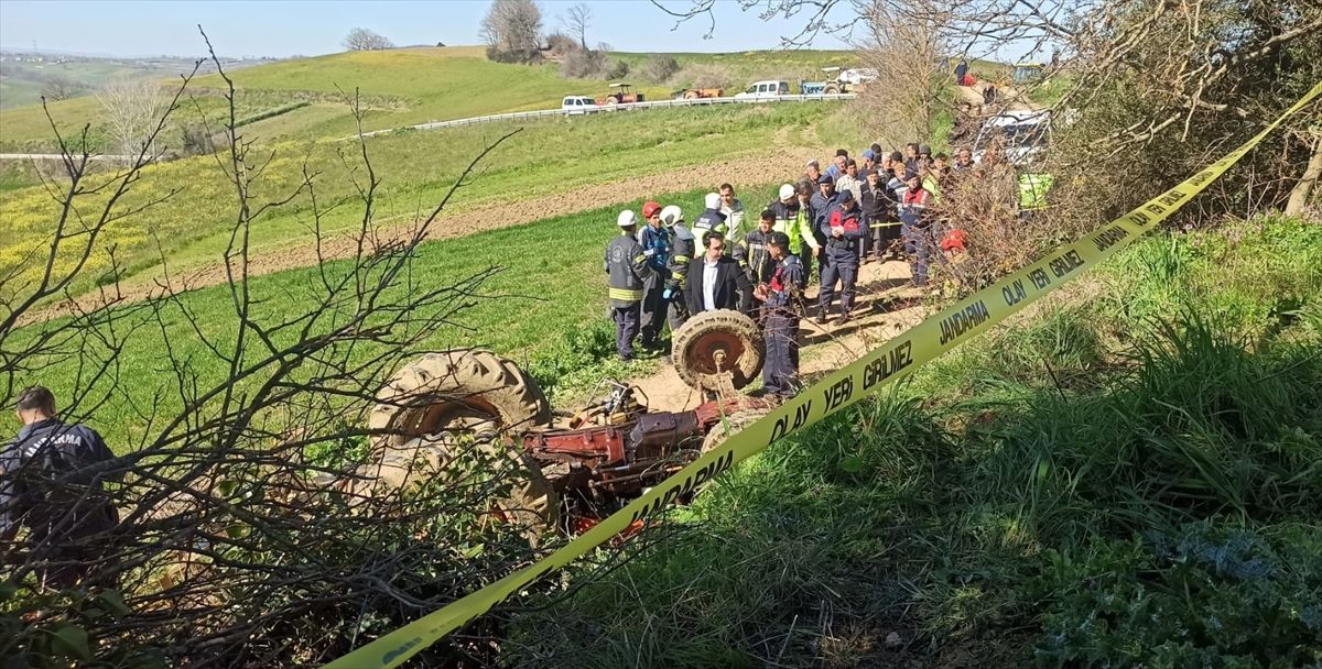 Kocaeli'de devrilen traktörün sürücüsü öldü