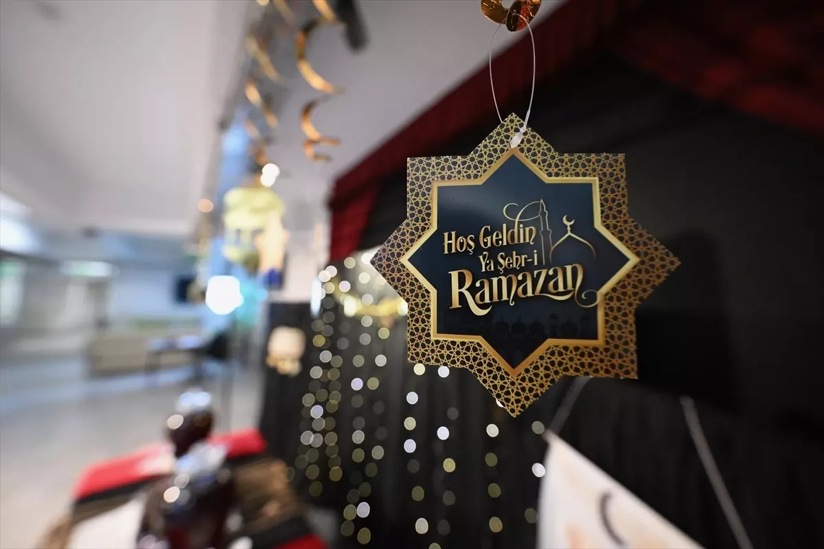 Kocaeli, Sakarya, Düzce ve Karabük'te öğrenciler okullarını ramazan için süsledi