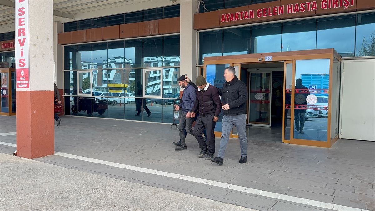 Konya'da uyuşturucu operasyonunda 2 zanlı tutuklandı