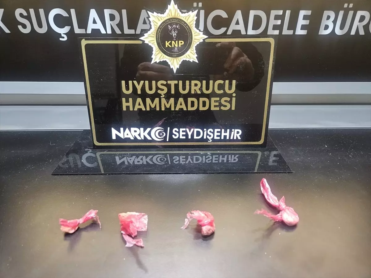 Konya'daki uyuşturucu operasyonunda 2 zanlı tutuklandı