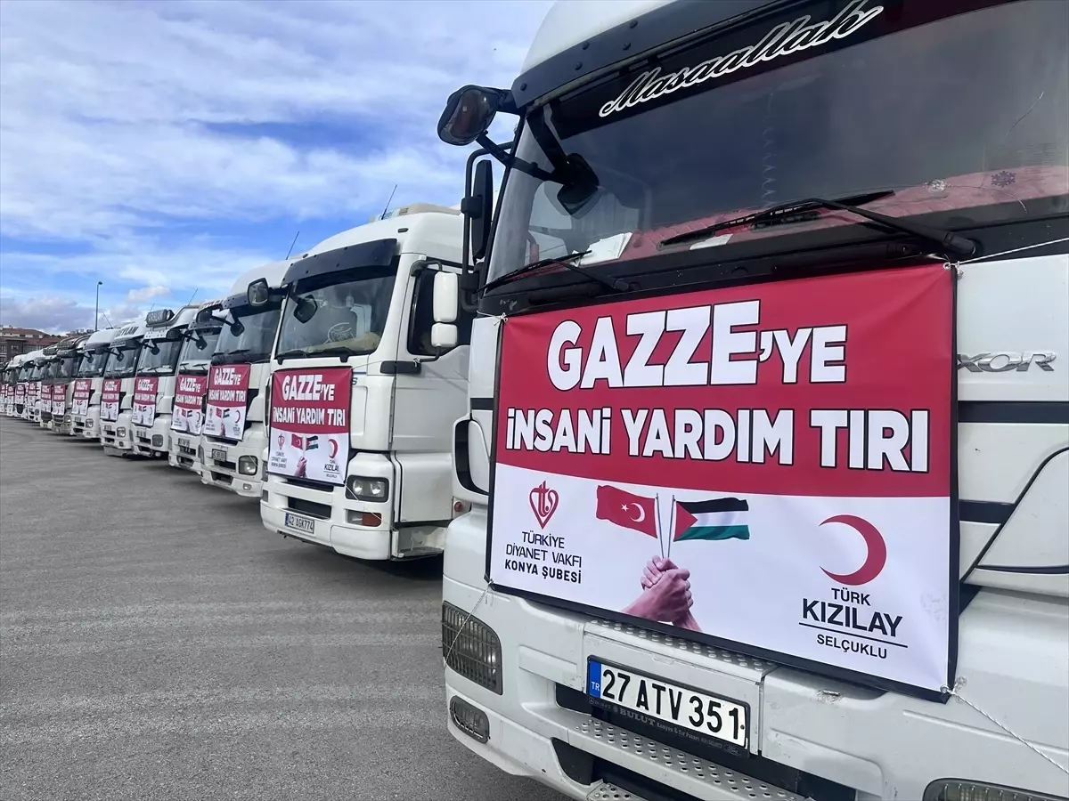 Konya'dan Gazze'ye 15 insani yardım tırı gönderildi