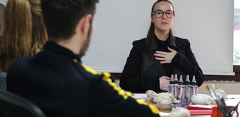 KÜÇÜK YAŞ, BÜYÜK SUÇ - Bağımlılık nedeniyle suça karışan çocuklar sanatla topluma kazandırılıyor