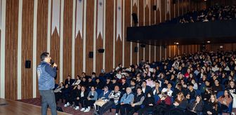 KÜÇÜK YAŞ, BÜYÜK SUÇ - Çanakkale polisi çocukların suça sürüklenmemesi için öğretmenlerle işbirliği içinde
