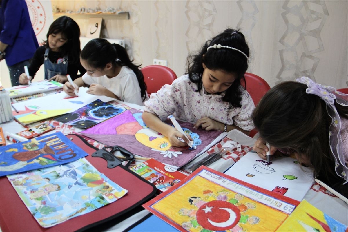 KÜÇÜK YAŞ, BÜYÜK SUÇ - Sinop'ta çocuklar bağımlılık ve kötü alışkanlıklara karşı spor ve sanatla buluşturuluyor