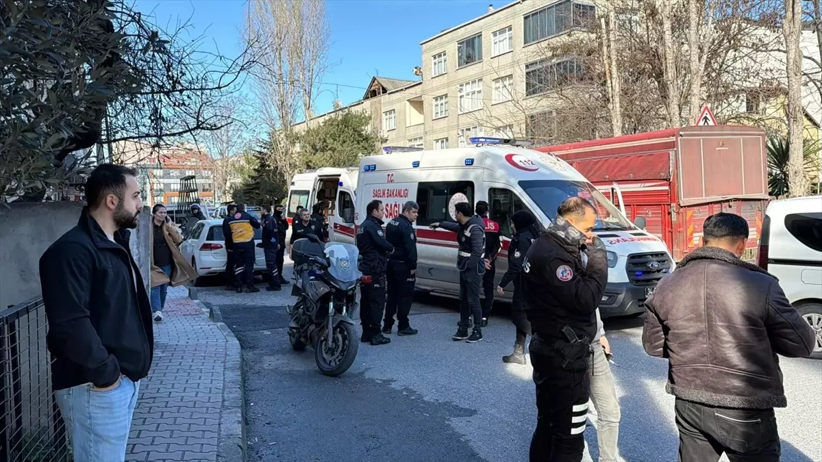 Küçükçekmece'de araçlarını durdurduğu polislere saldıran zanlı yakalandı
