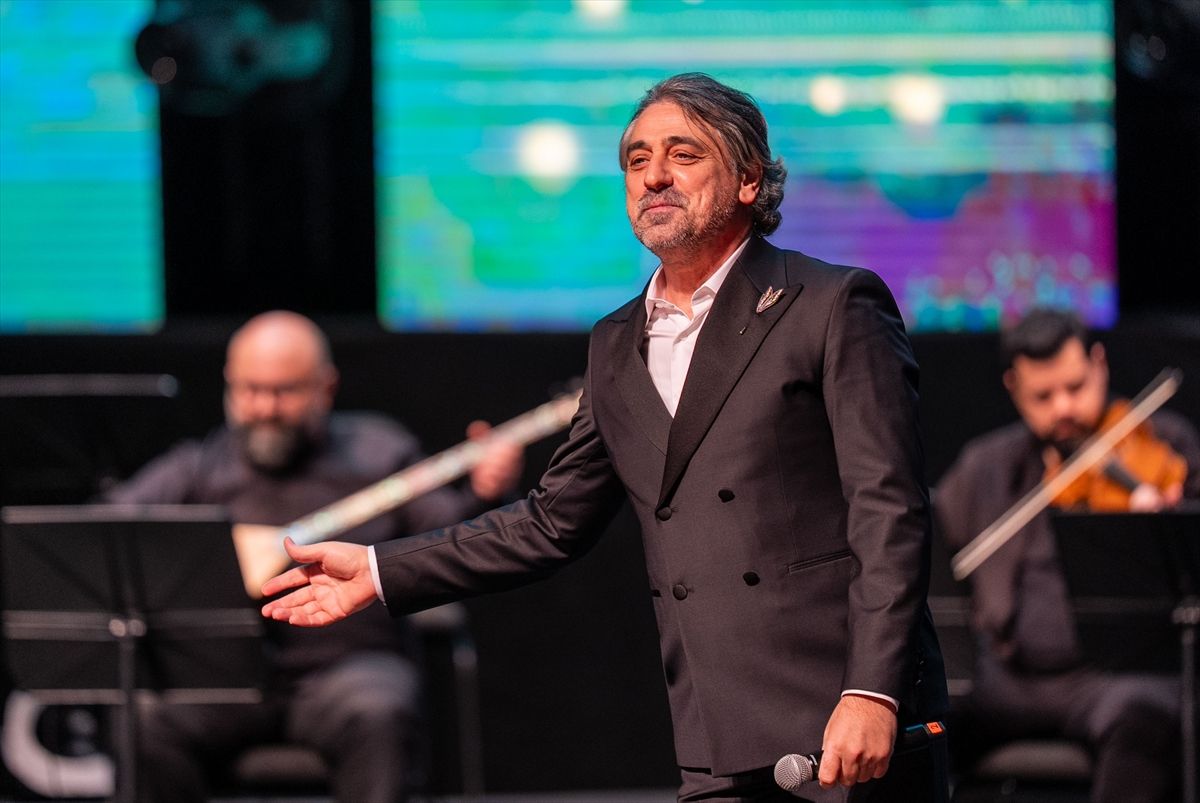 'Külliye'de Ramazan' etkinliklerinde Ömer Karaoğlu ve Eşref Ziya konser verdi