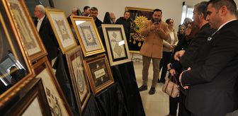 Kütahya'da hat, tezhip ve ebru eserlerinden oluşan sergi açıldı